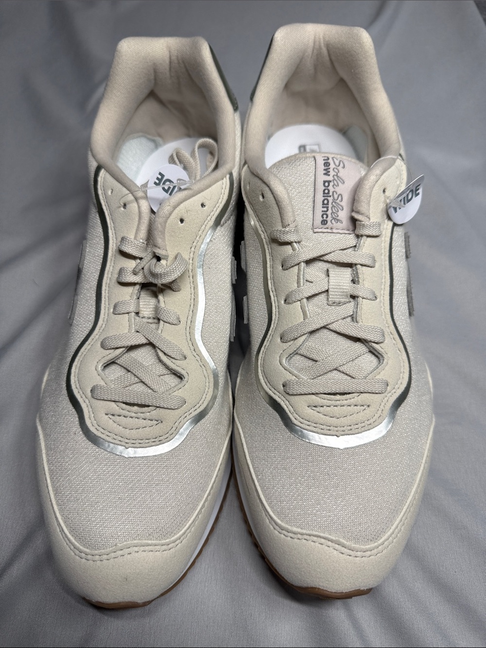 New Balance Women’s  Beige and Silver Casual Sneakers